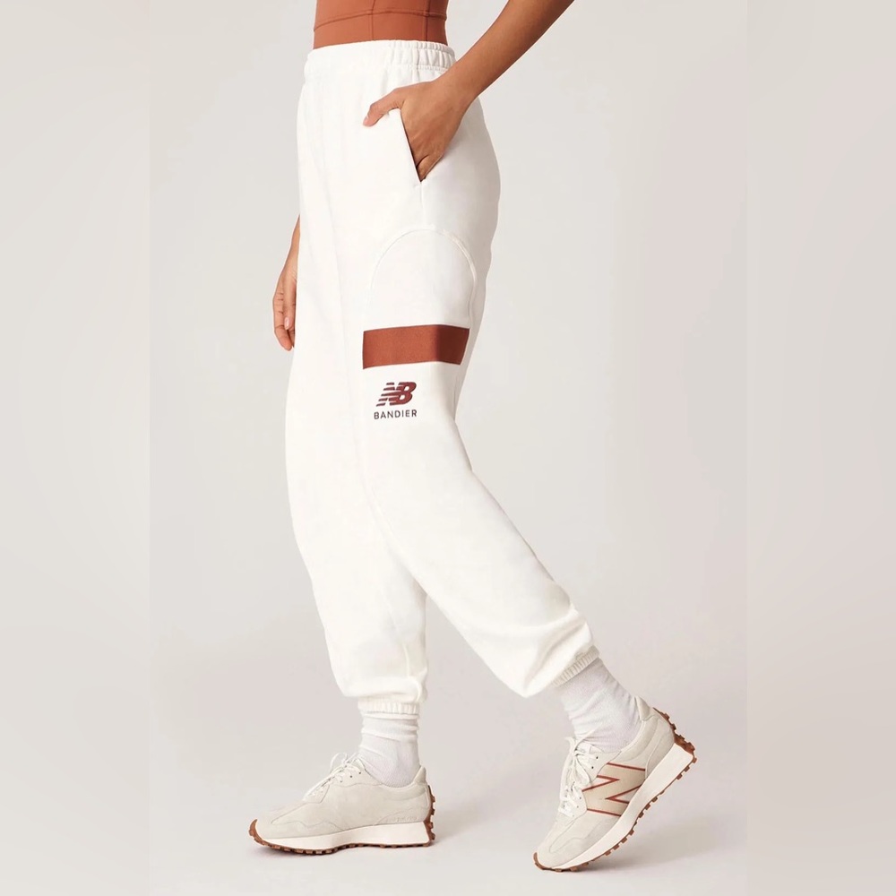 NEW BALANCE BANDIER Collab Sweatpants Fleece Joggers in White